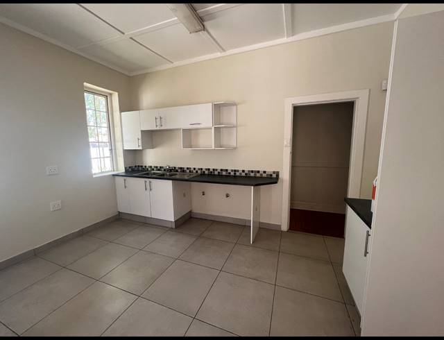 252M² OFFICE TO LET IN ROSEBANK